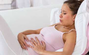 2026年孕早期误服克拉霉素对胚胎发育有影响吗？试管代生用药安全指南